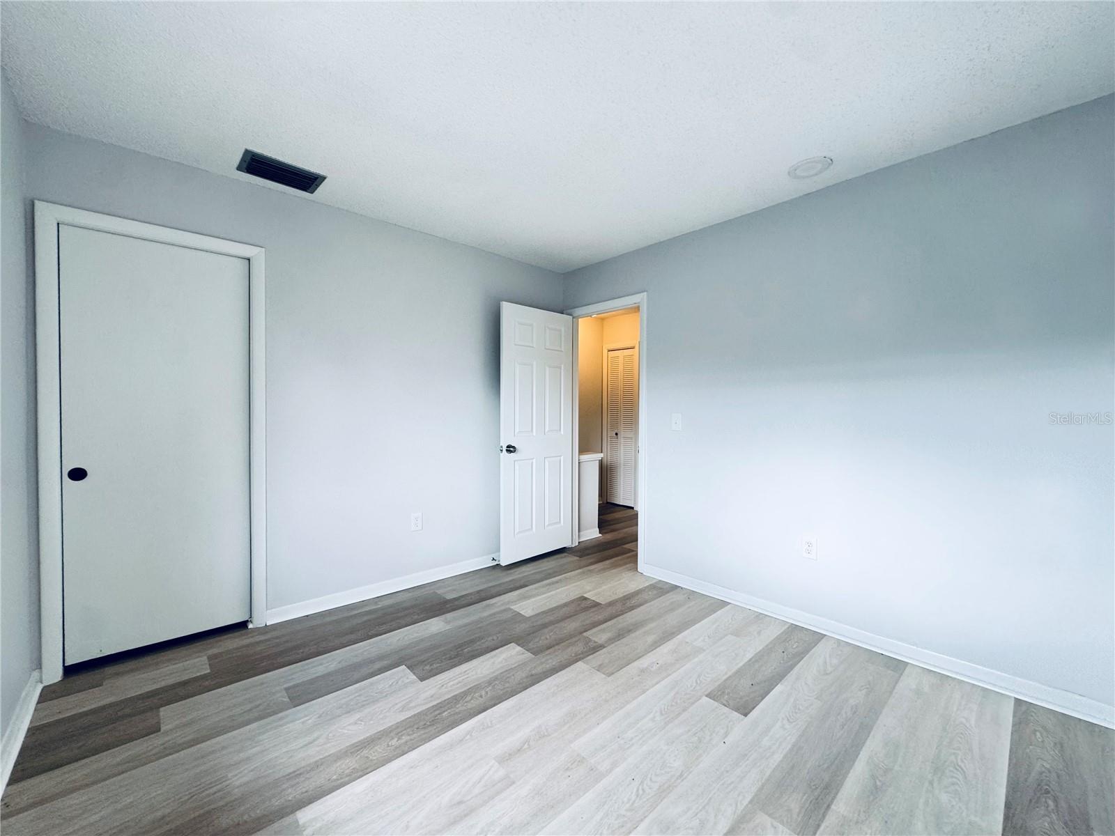 5089 Eaglesmere Dr #d09 Property Photo 15