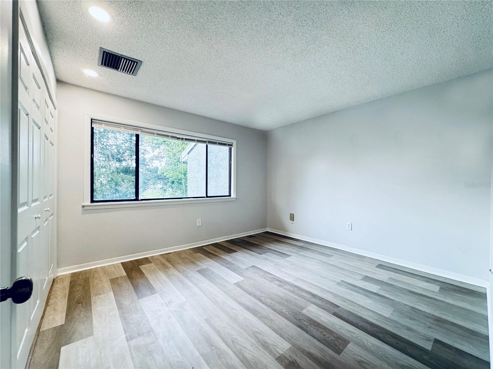 5089 Eaglesmere Dr #d09 Property Photo 16