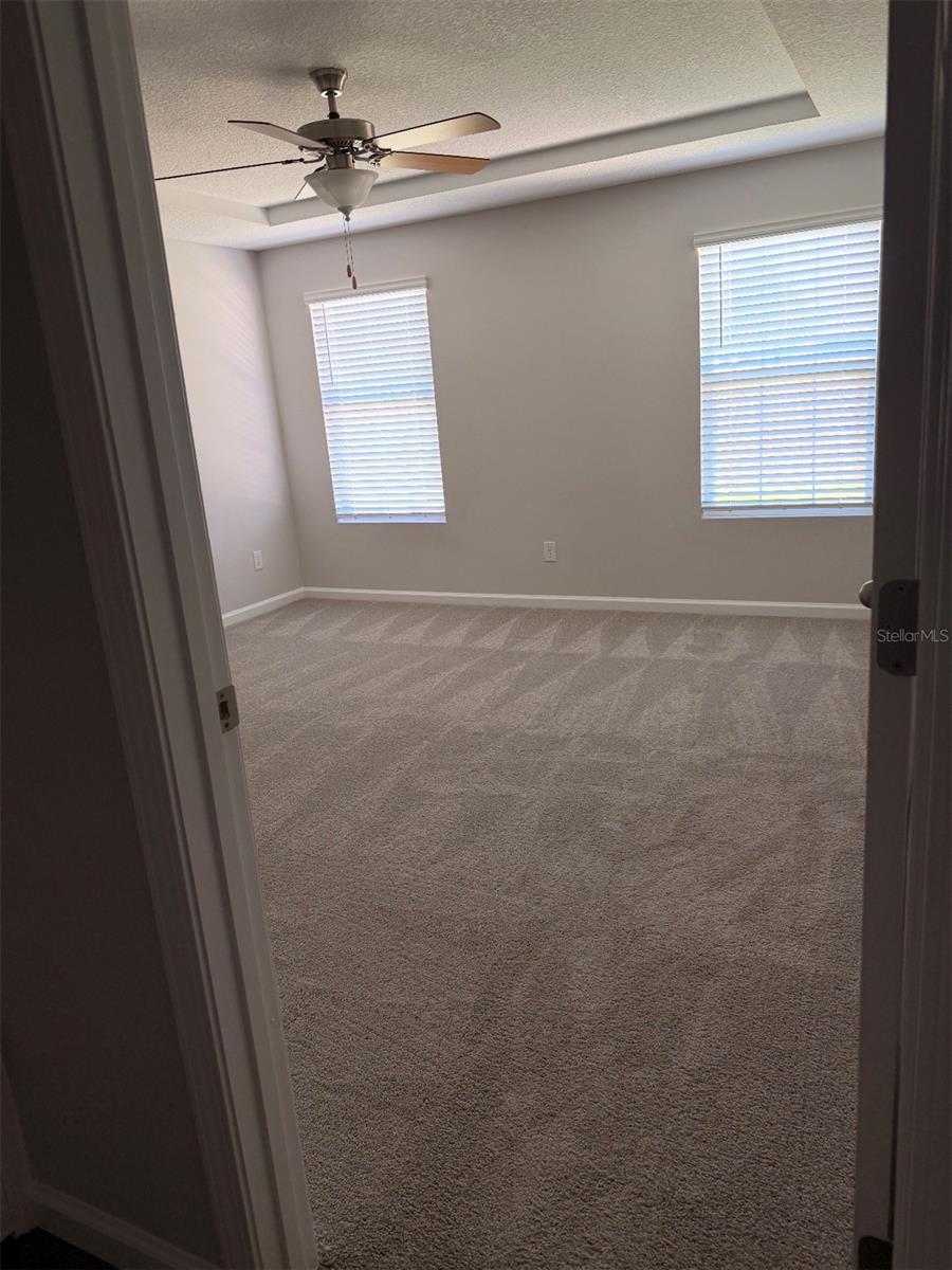 451 North Blvd E Property Photo 8