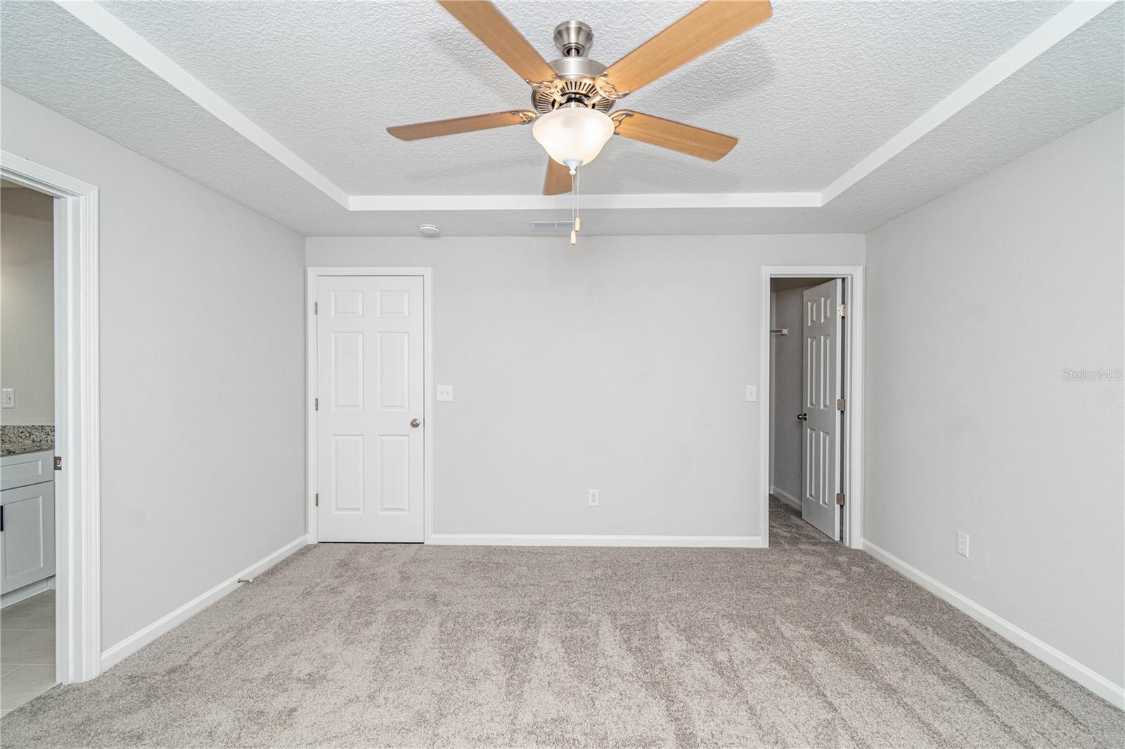 451 North Blvd E Property Photo 47