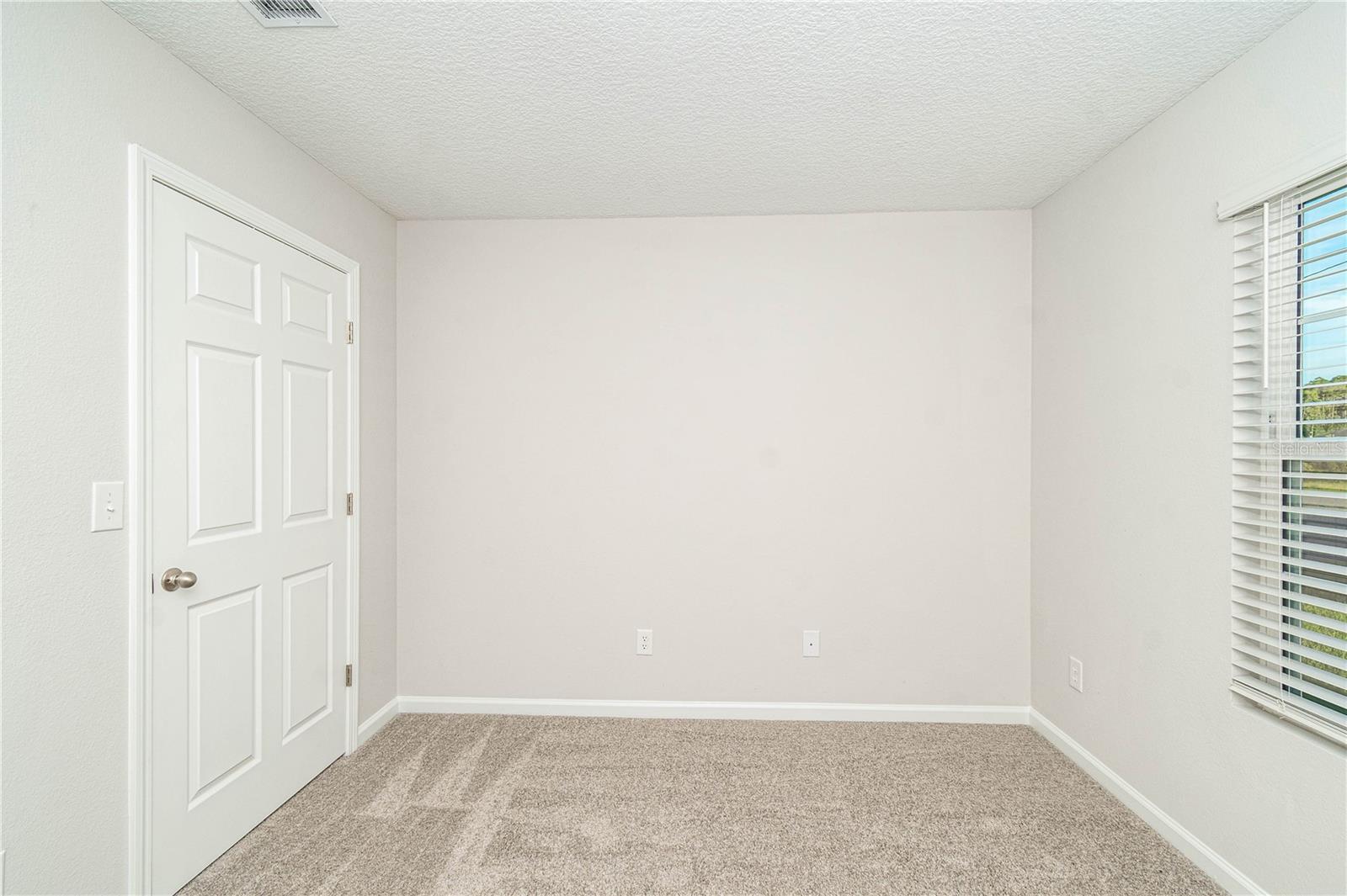 451 North Blvd E Property Photo 53