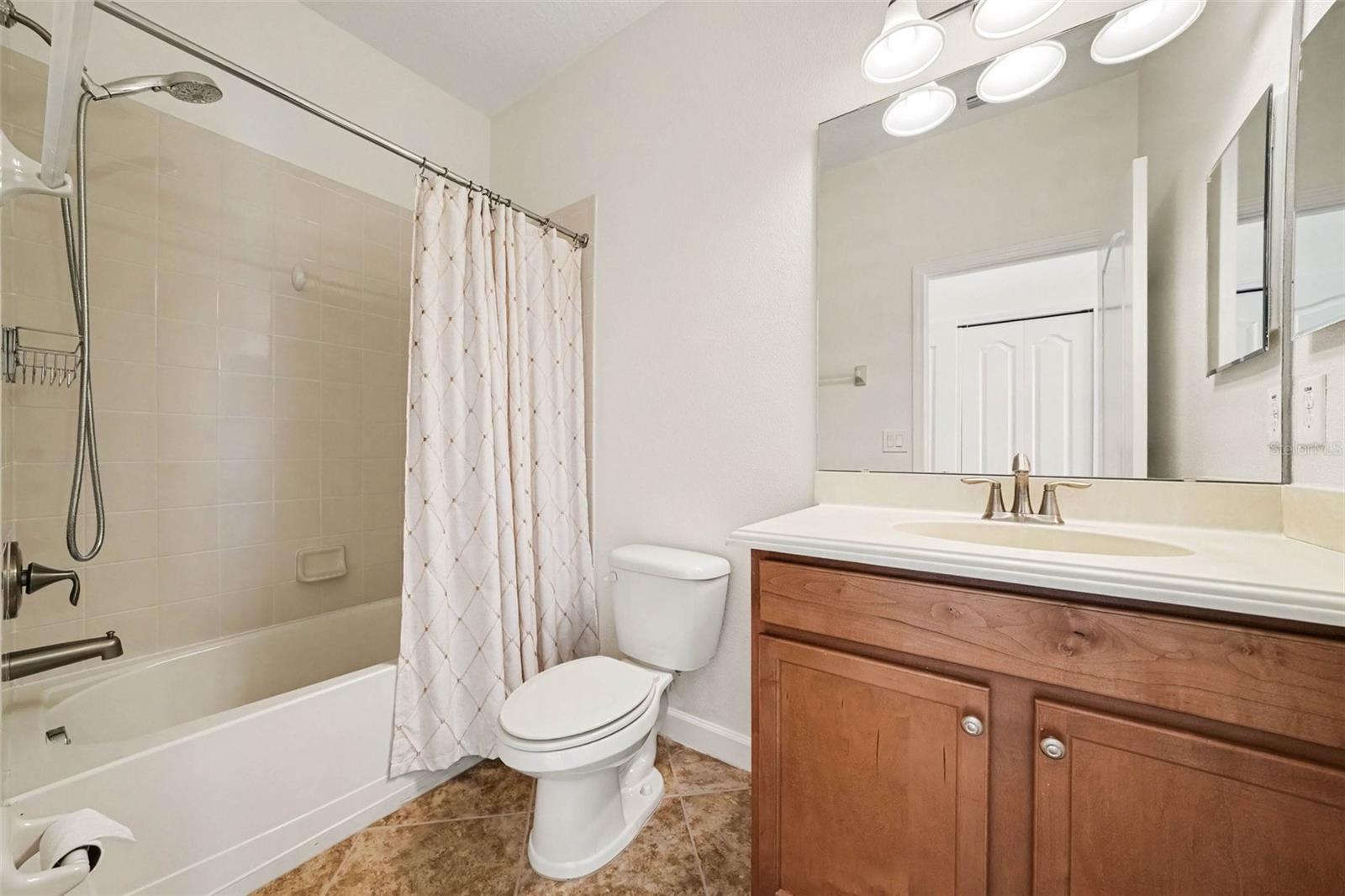 3524 Litchfield Ct Property Photo 6