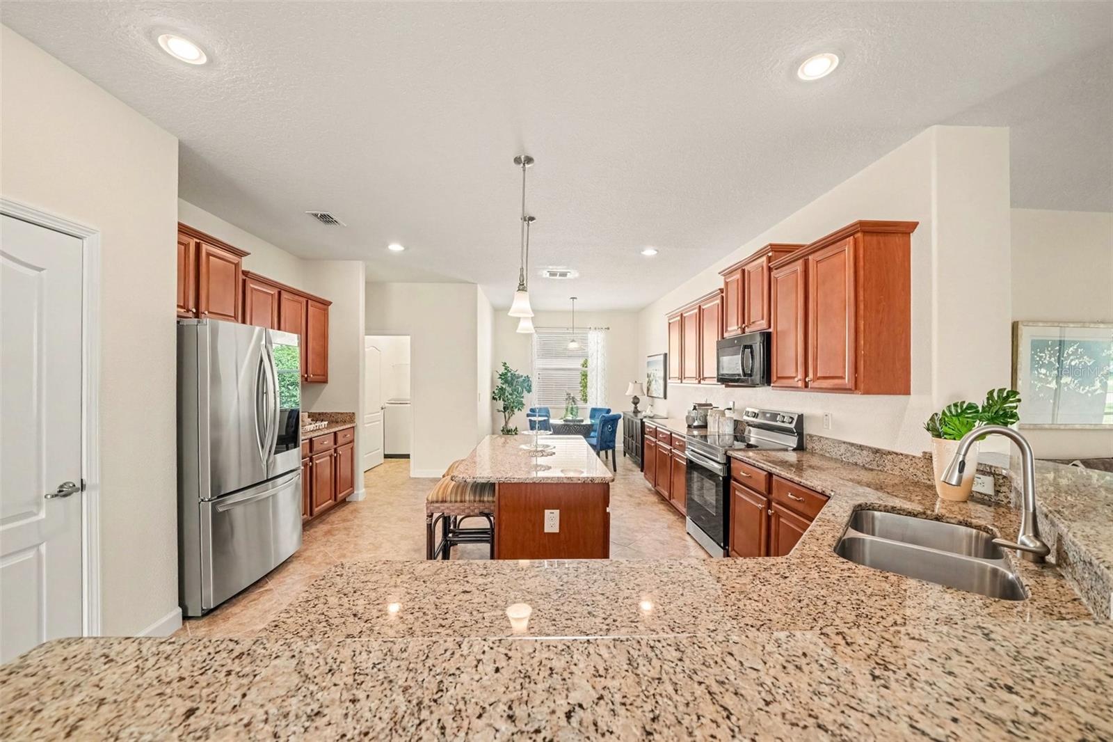 3524 Litchfield Ct Property Photo 8