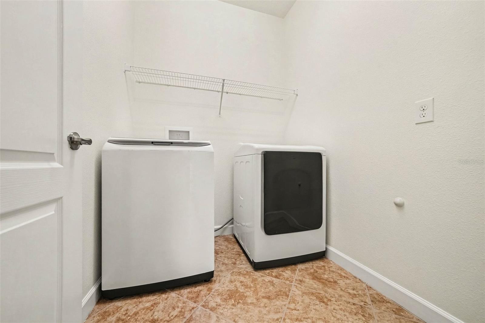 3524 Litchfield Ct Property Photo 12