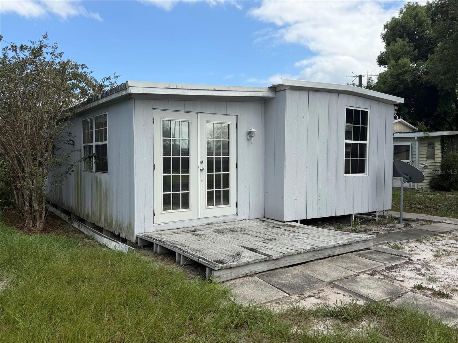 26143 Rose Ln Property Photo 10