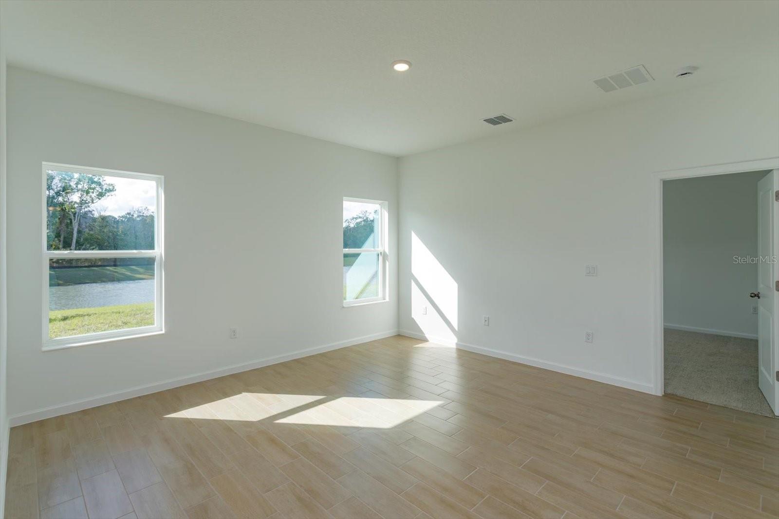 2812 Doolittle St Property Photo 7