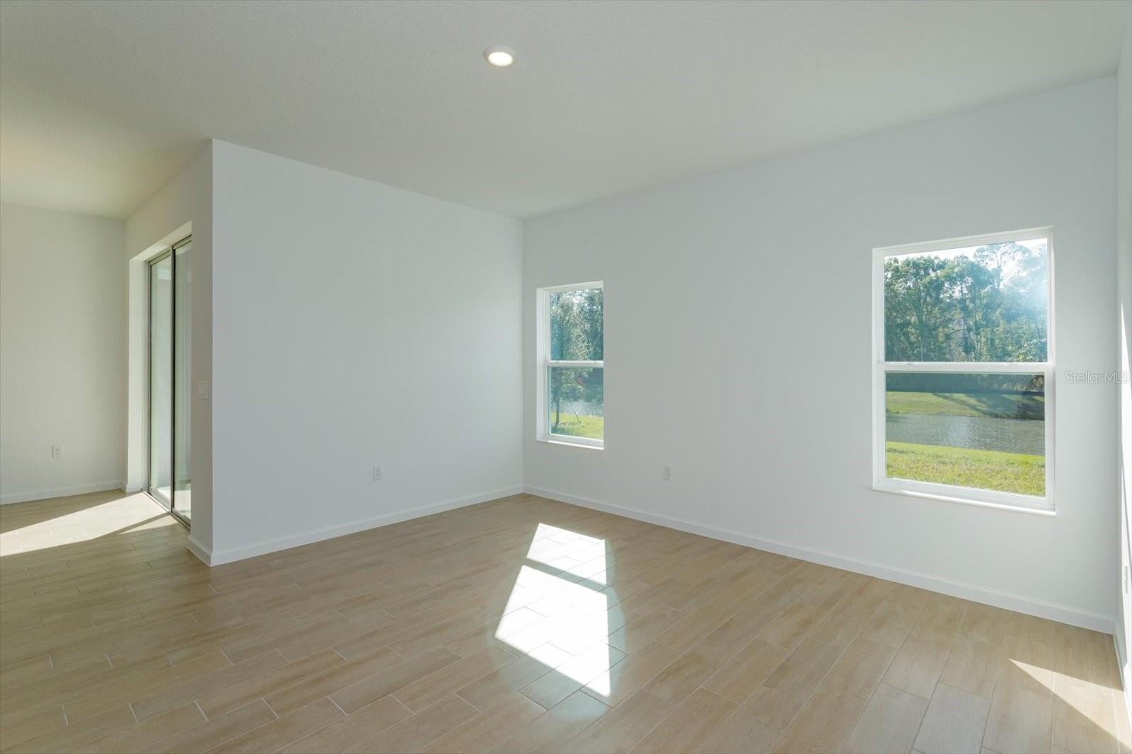 2812 Doolittle St Property Photo 8