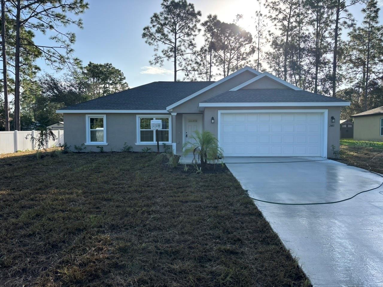 2481 W Wavecrest Dr Property Photo 1
