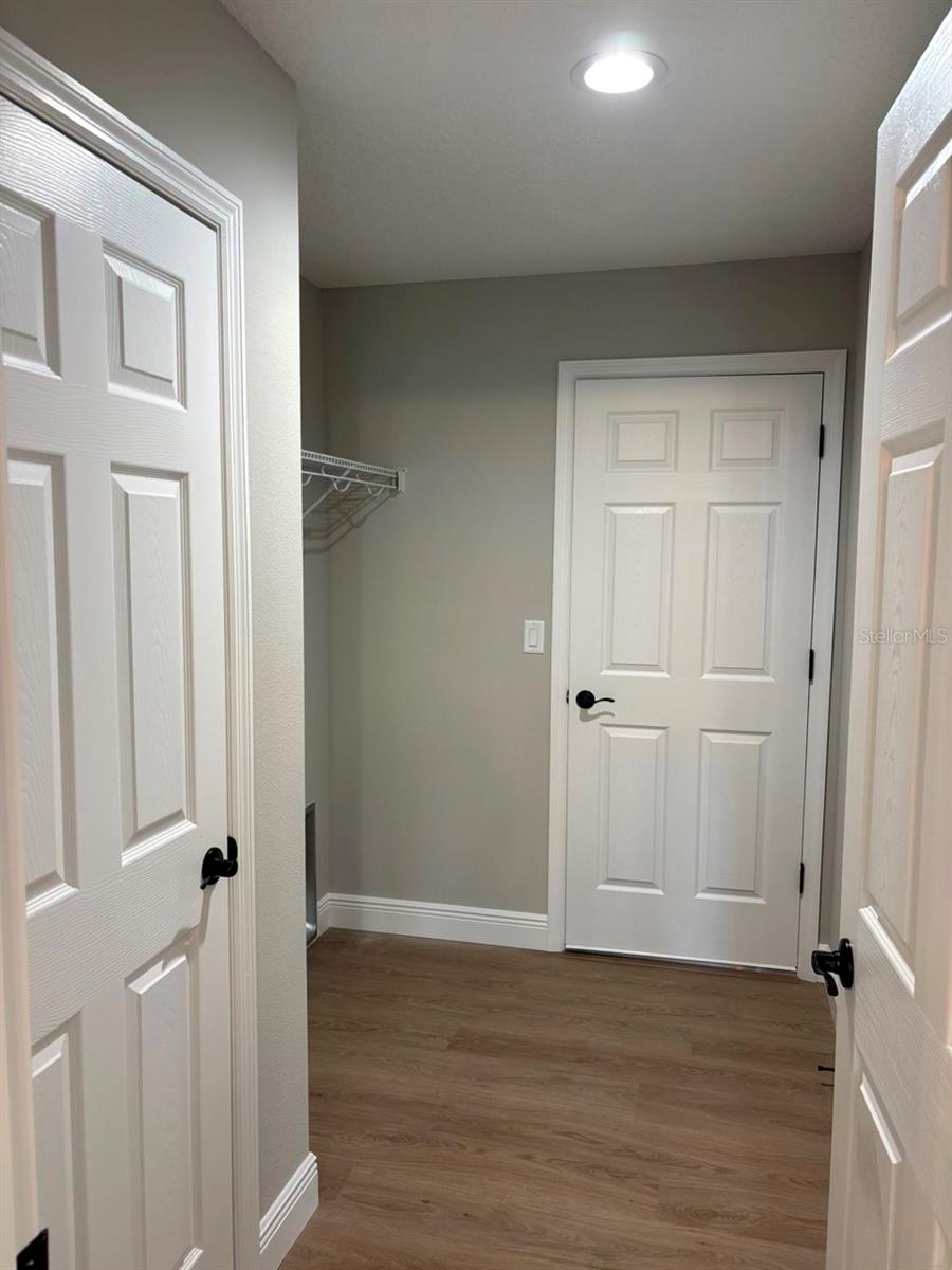 2481 W Wavecrest Dr Property Photo 14