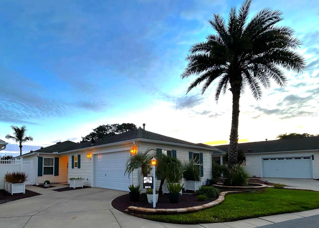 8975 SE 168TH TAILFER ST Property Photo 1