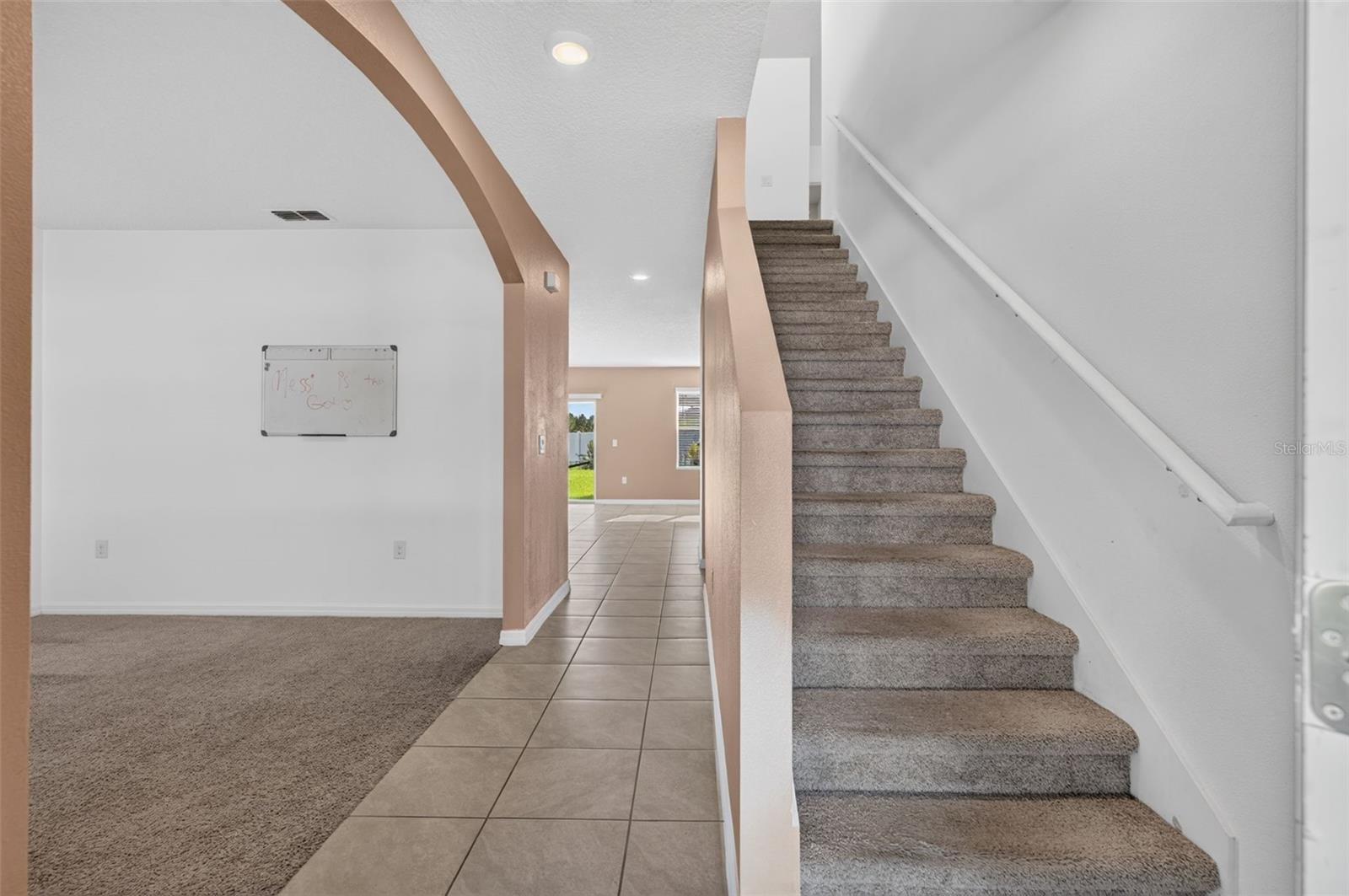3042 Bethpage Loop Property Photo 3