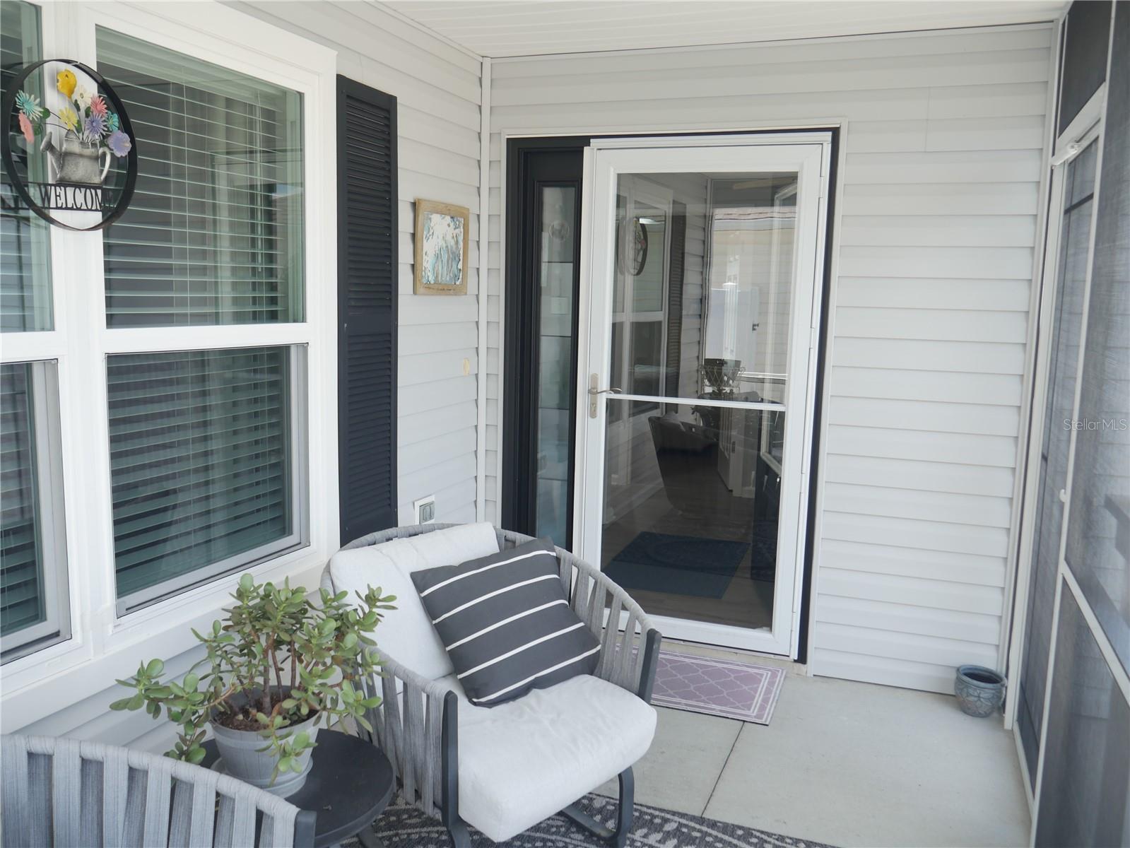 5672 Grimes Ct Property Photo 5