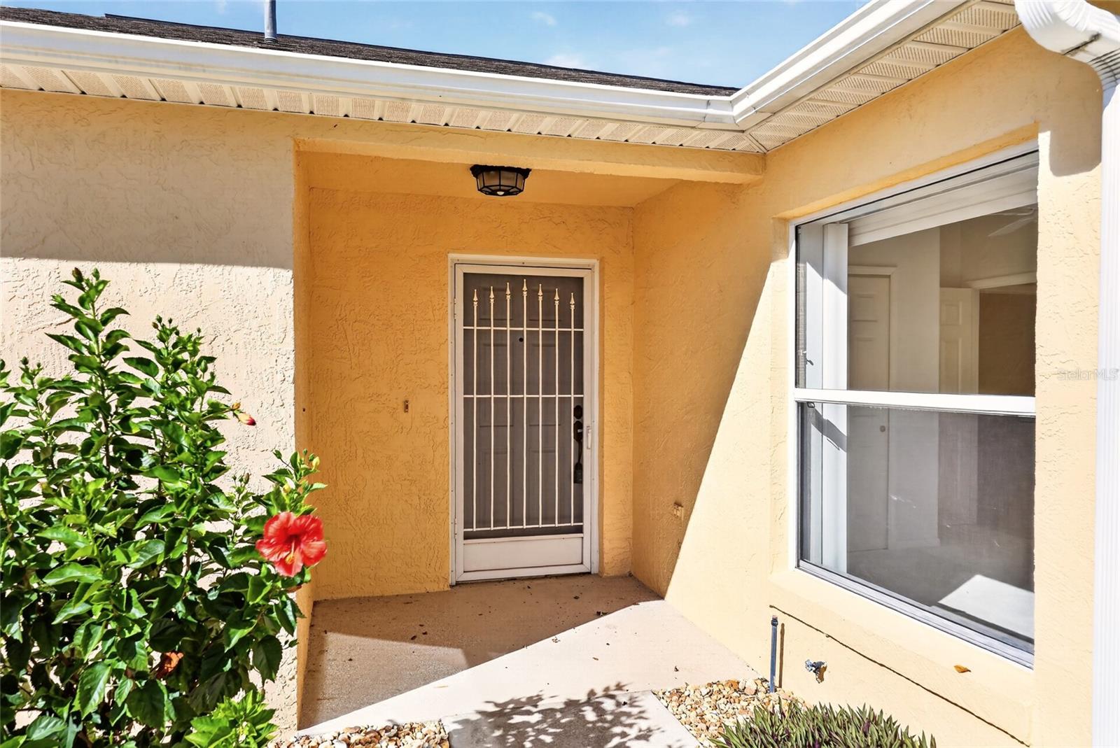 1217 Santa Cruz Dr Property Photo 4