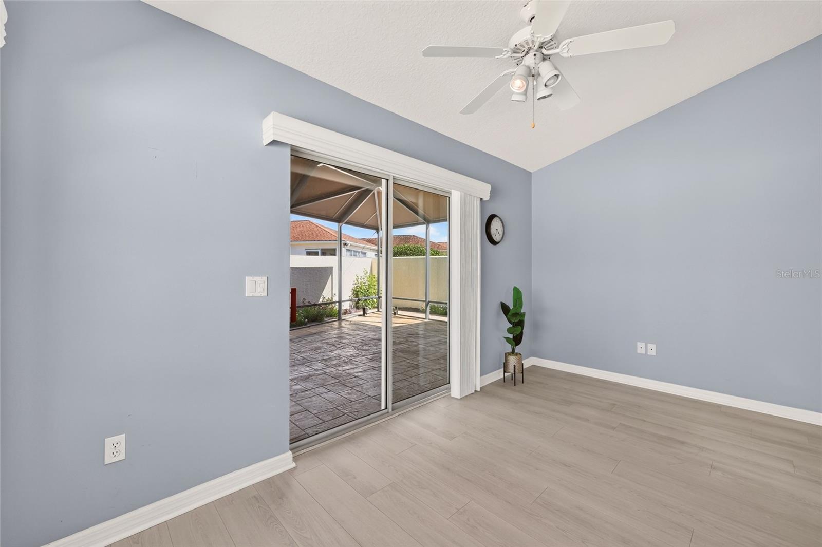 1217 Santa Cruz Dr Property Photo 33
