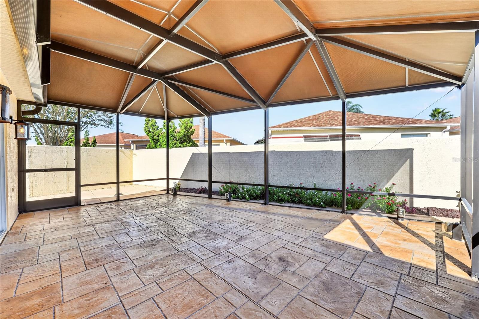 1217 Santa Cruz Dr Property Photo 38