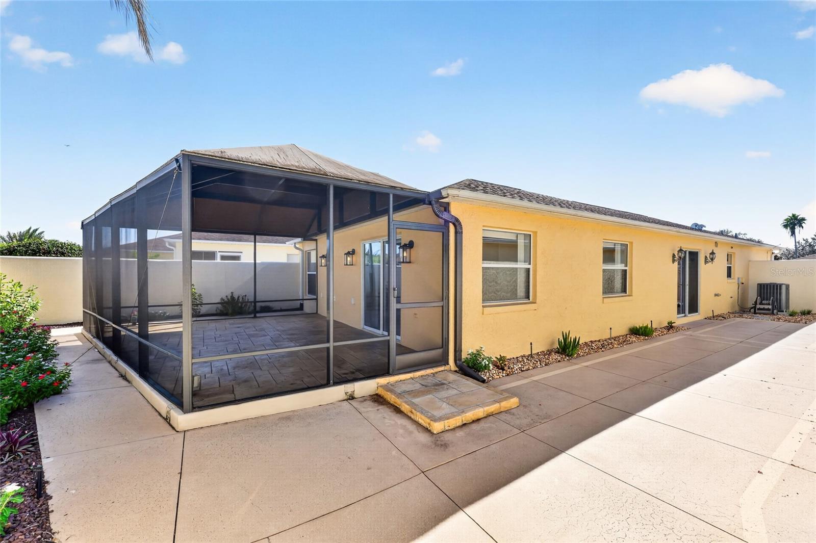 1217 Santa Cruz Dr Property Photo 42