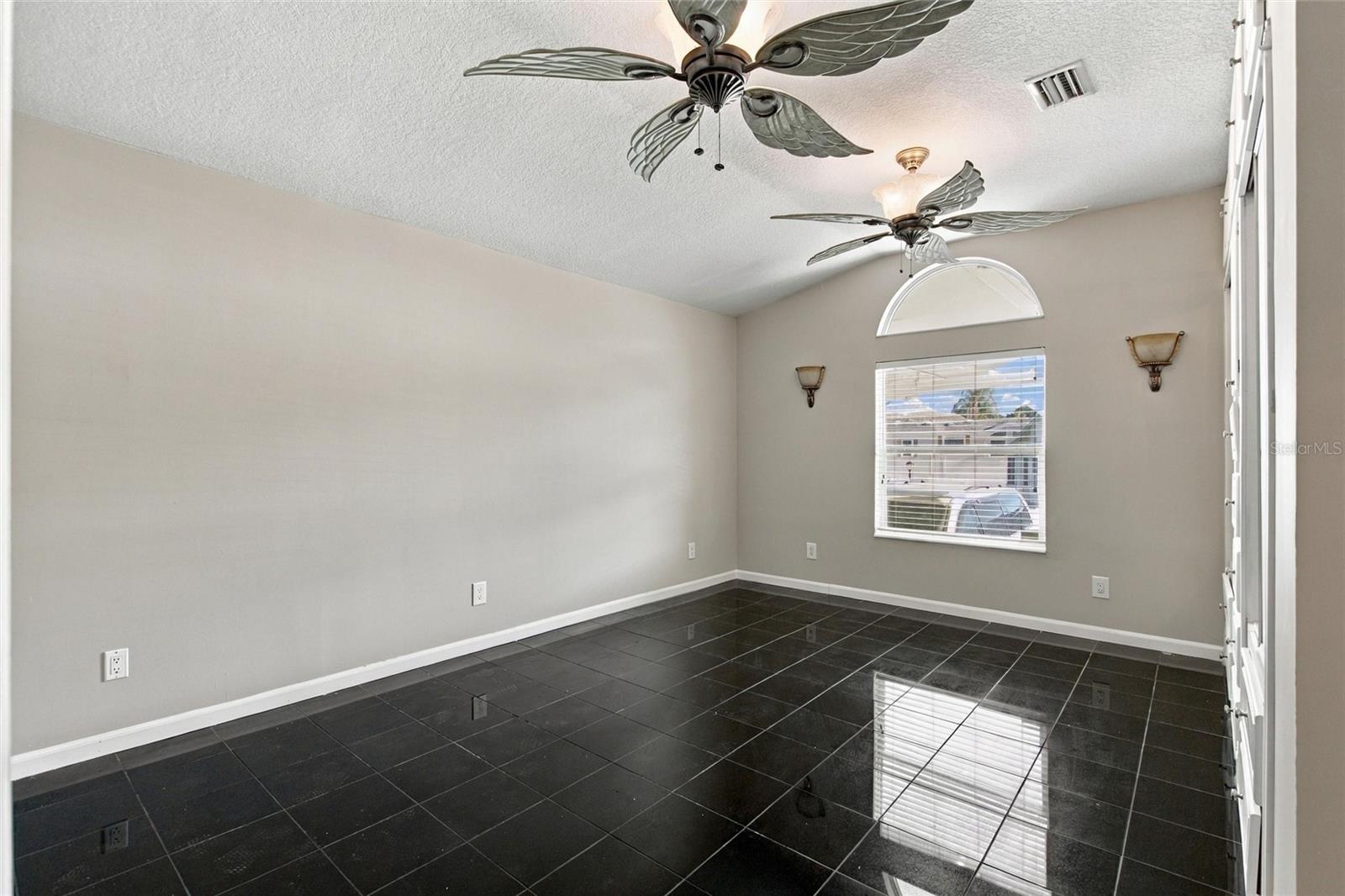 439 Par Pines Blvd Property Photo 12