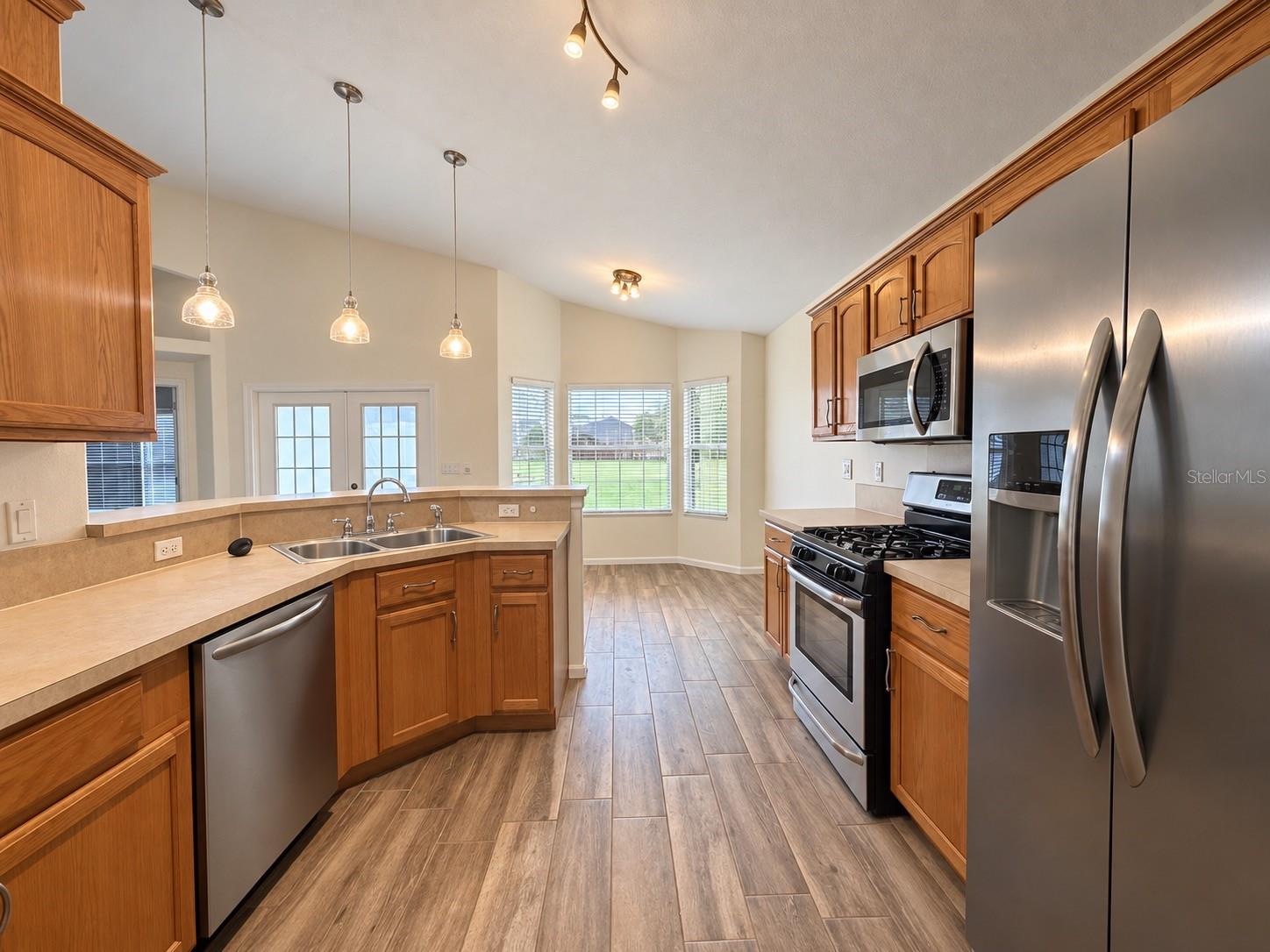 2813 Mayflower Loop Property Photo 17