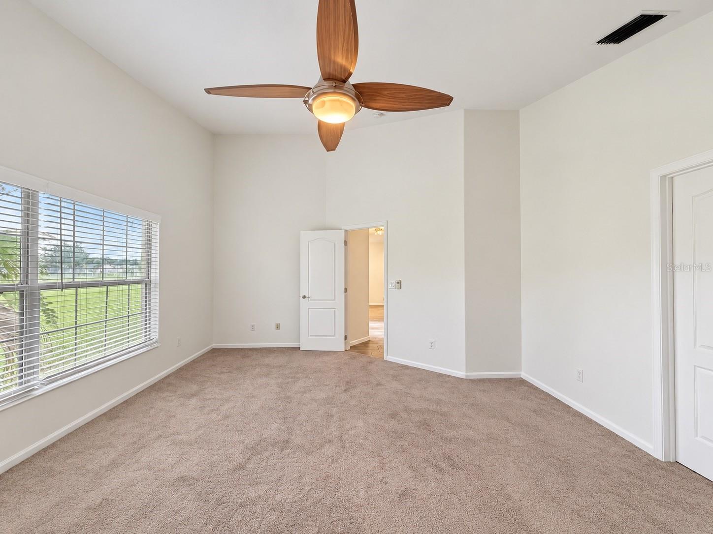 2813 Mayflower Loop Property Photo 25
