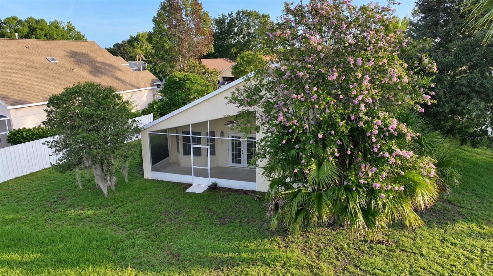 2813 Mayflower Loop Property Photo 43