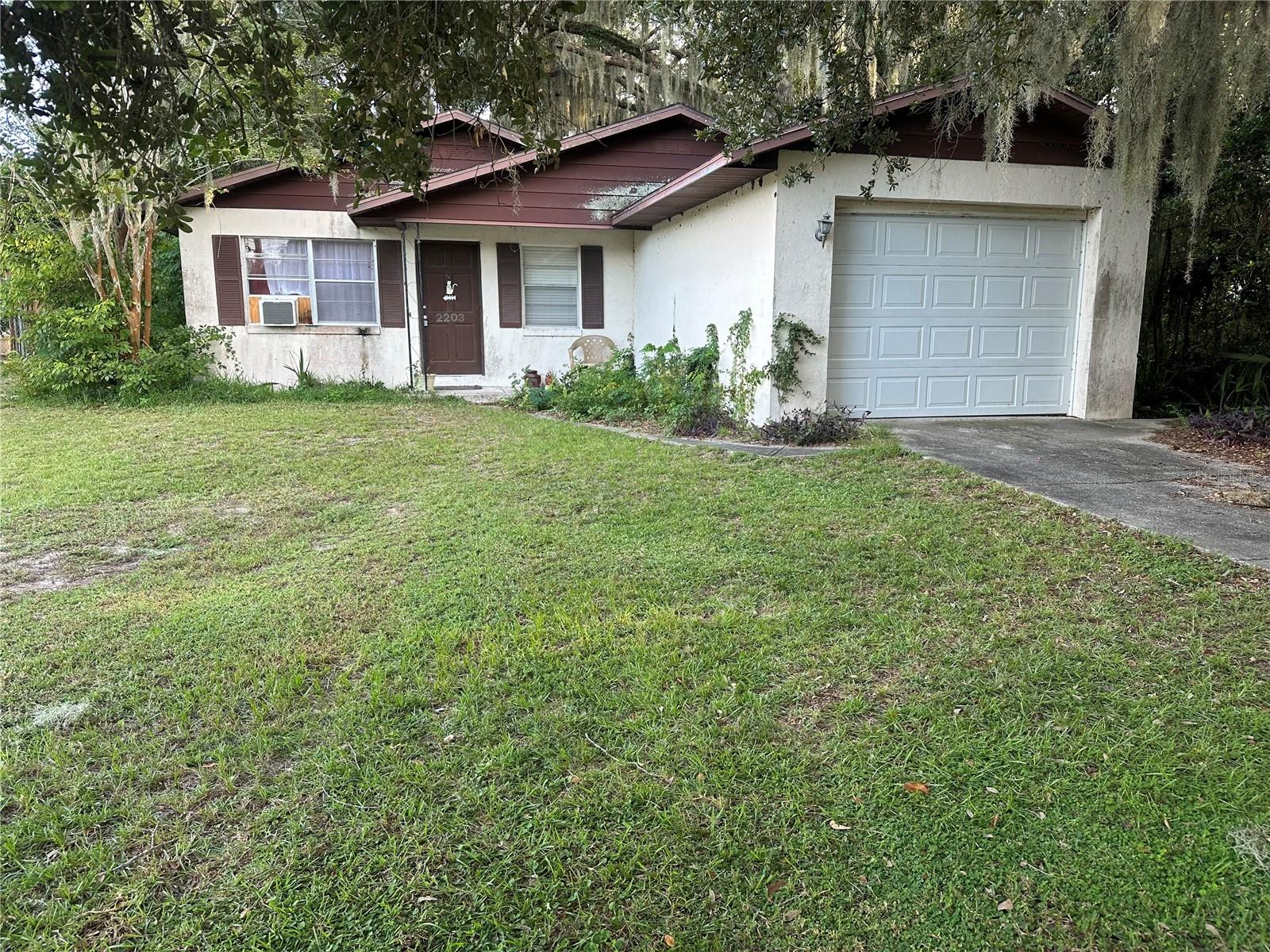 2203 Butler St Property Photo 2