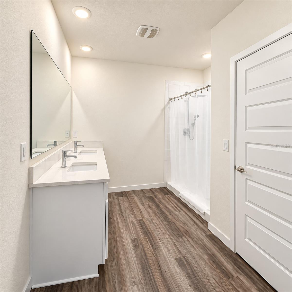 405 Chayne Pl Property Photo 6