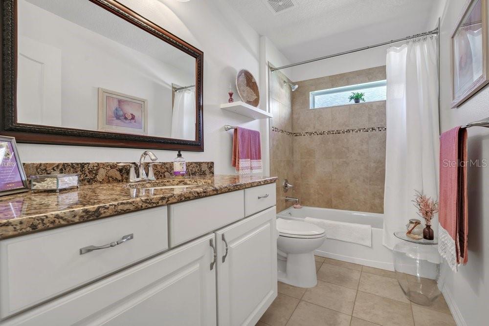 5811 Greenbriar Loop Property Photo 18