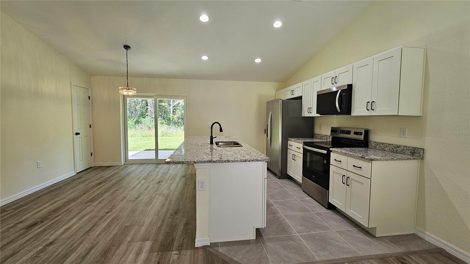 6 Bay Pass Ter Property Photo 7