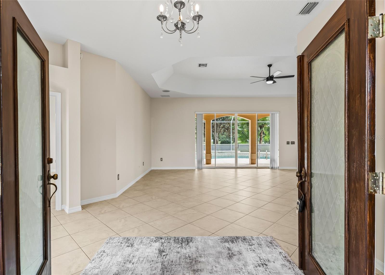 1802 Estafana Way Property Photo 8