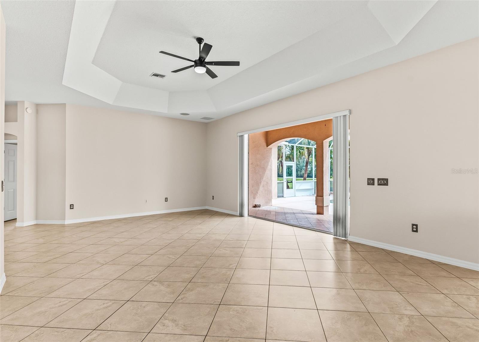 1802 Estafana Way Property Photo 11