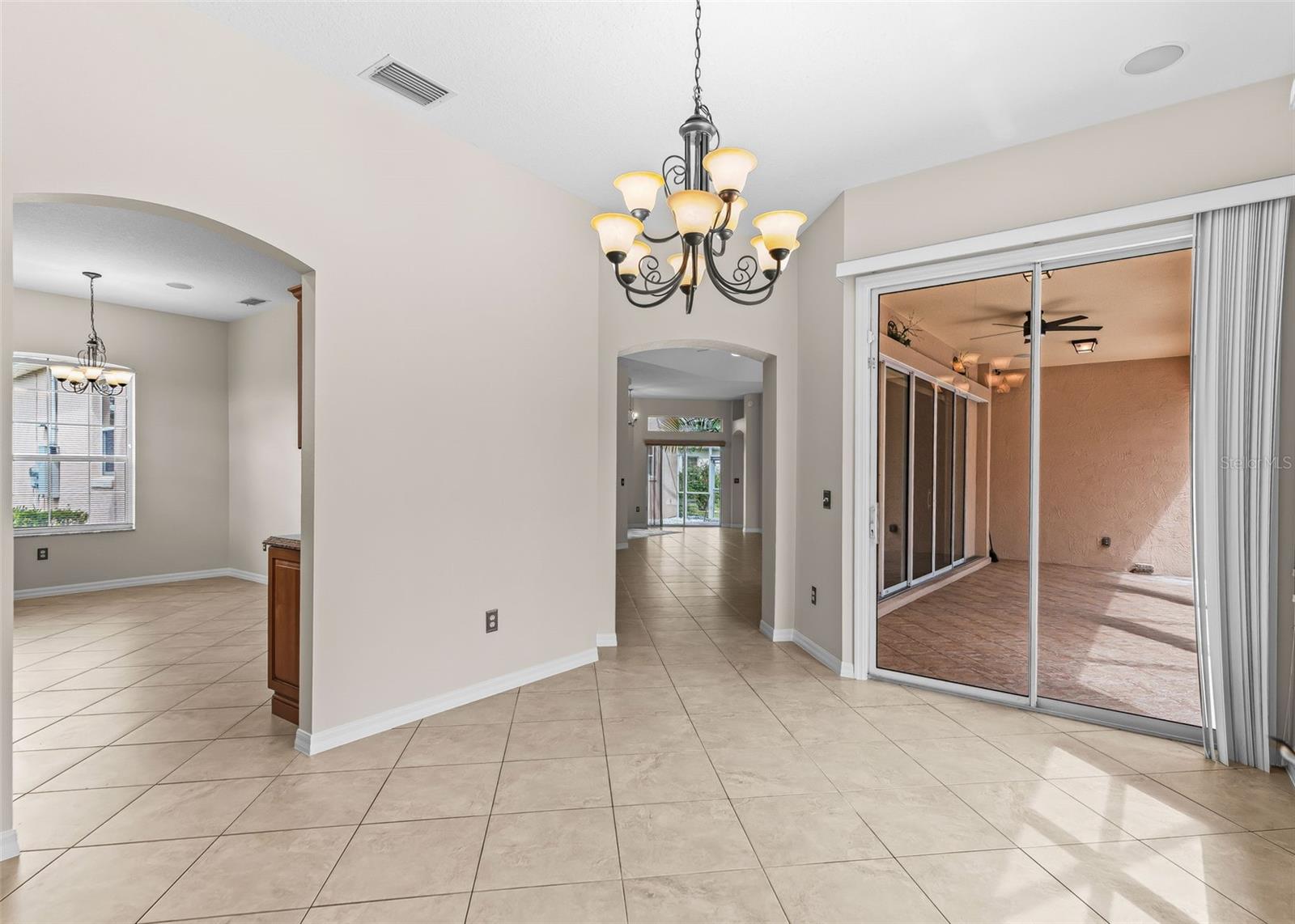 1802 Estafana Way Property Photo 16
