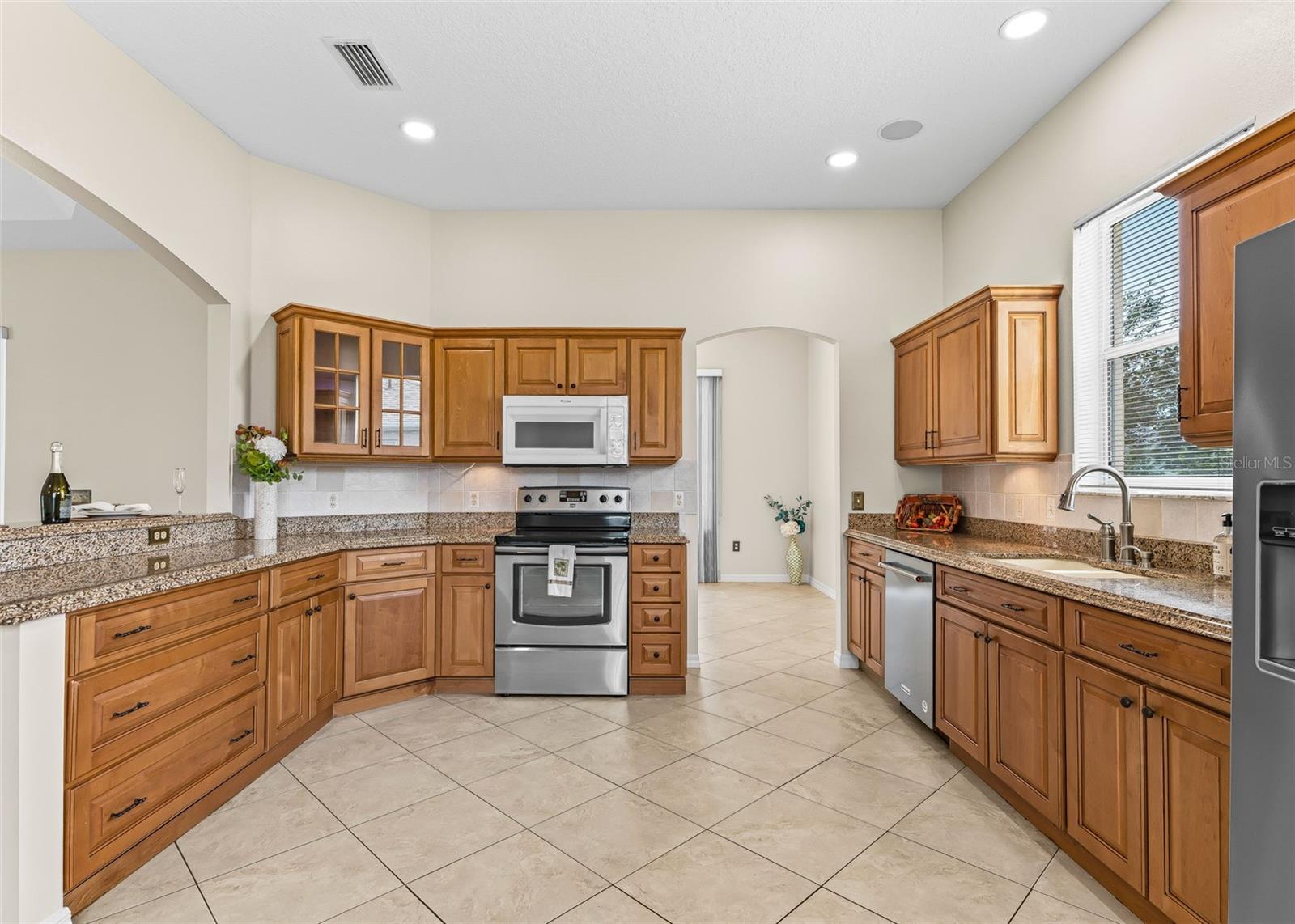 1802 Estafana Way Property Photo 22