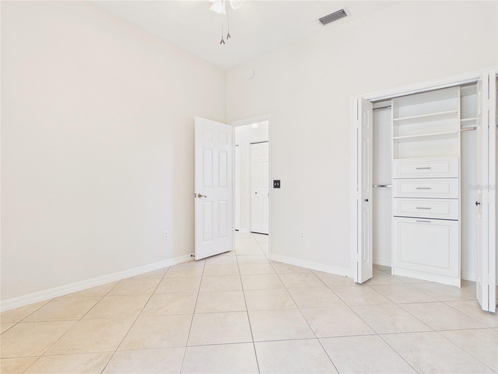 1802 Estafana Way Property Photo 32