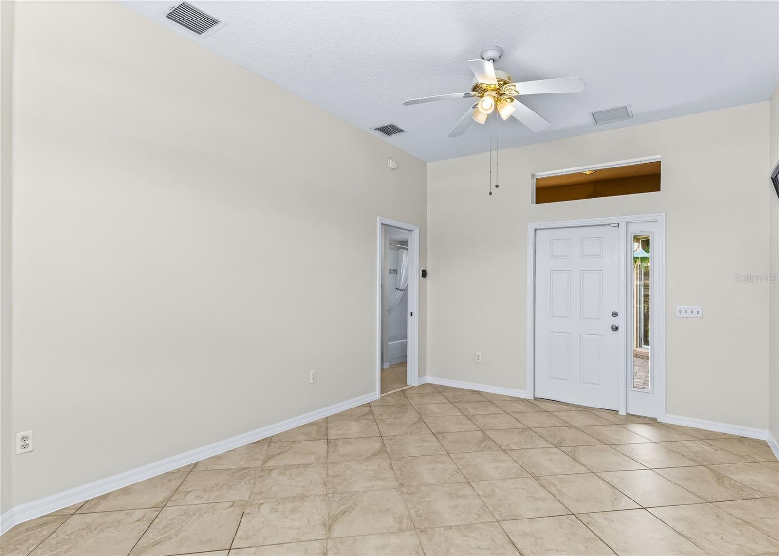 1802 Estafana Way Property Photo 35