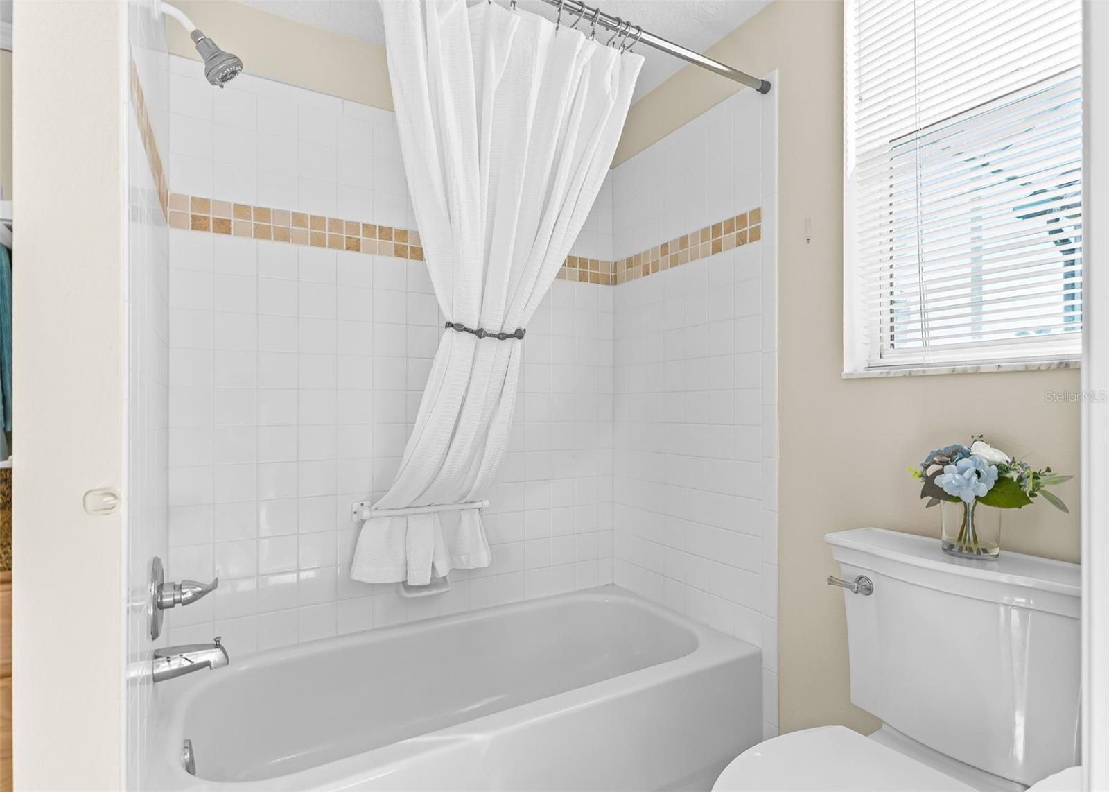 1802 Estafana Way Property Photo 37