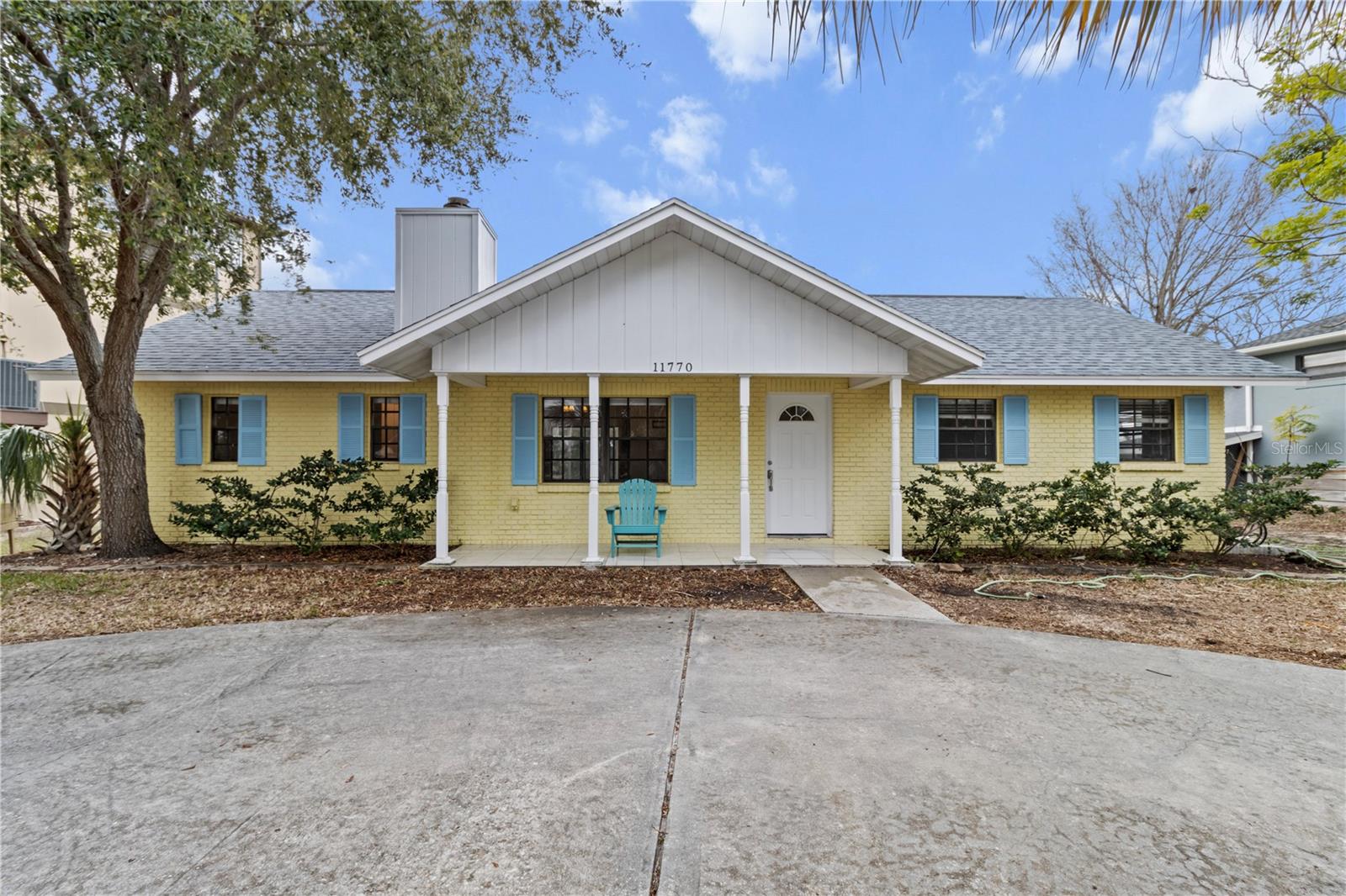 11770 W SUNNYBROOK CT Property Photo 1