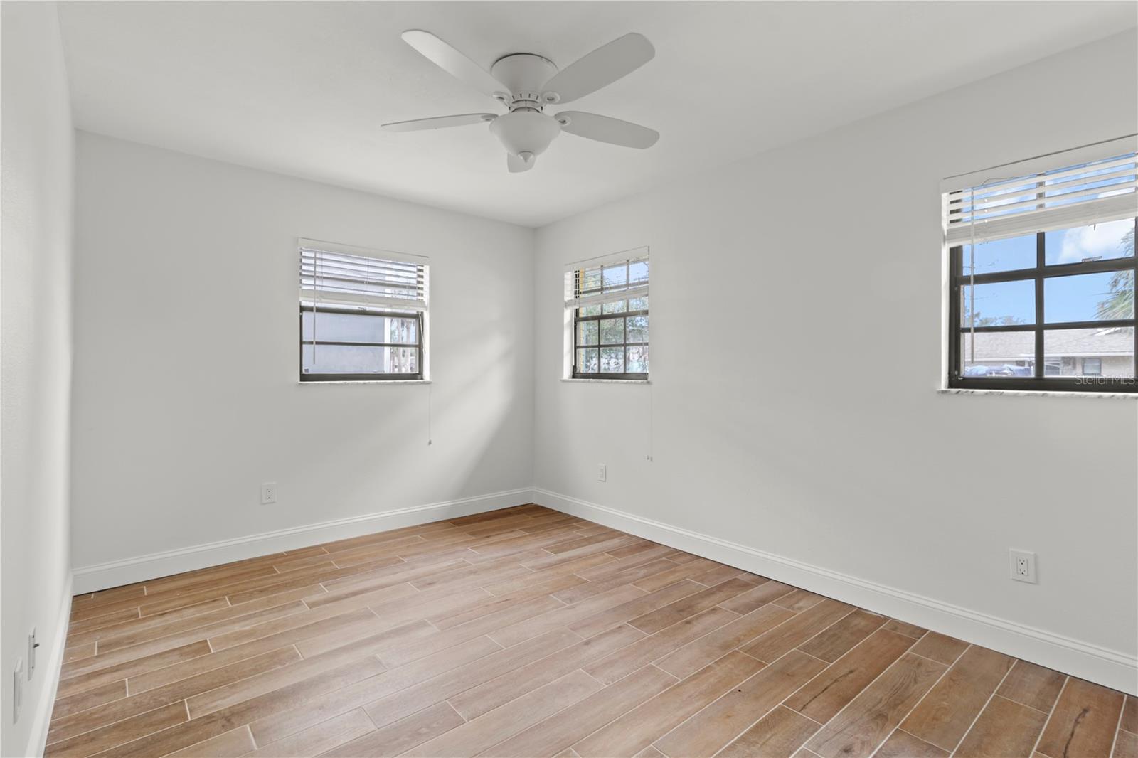 11770 W Sunnybrook Ct Property Photo 27