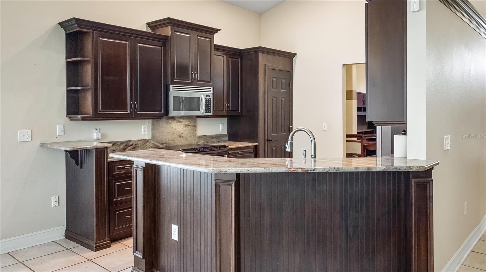 522 Hardwood Cir Property Photo 8