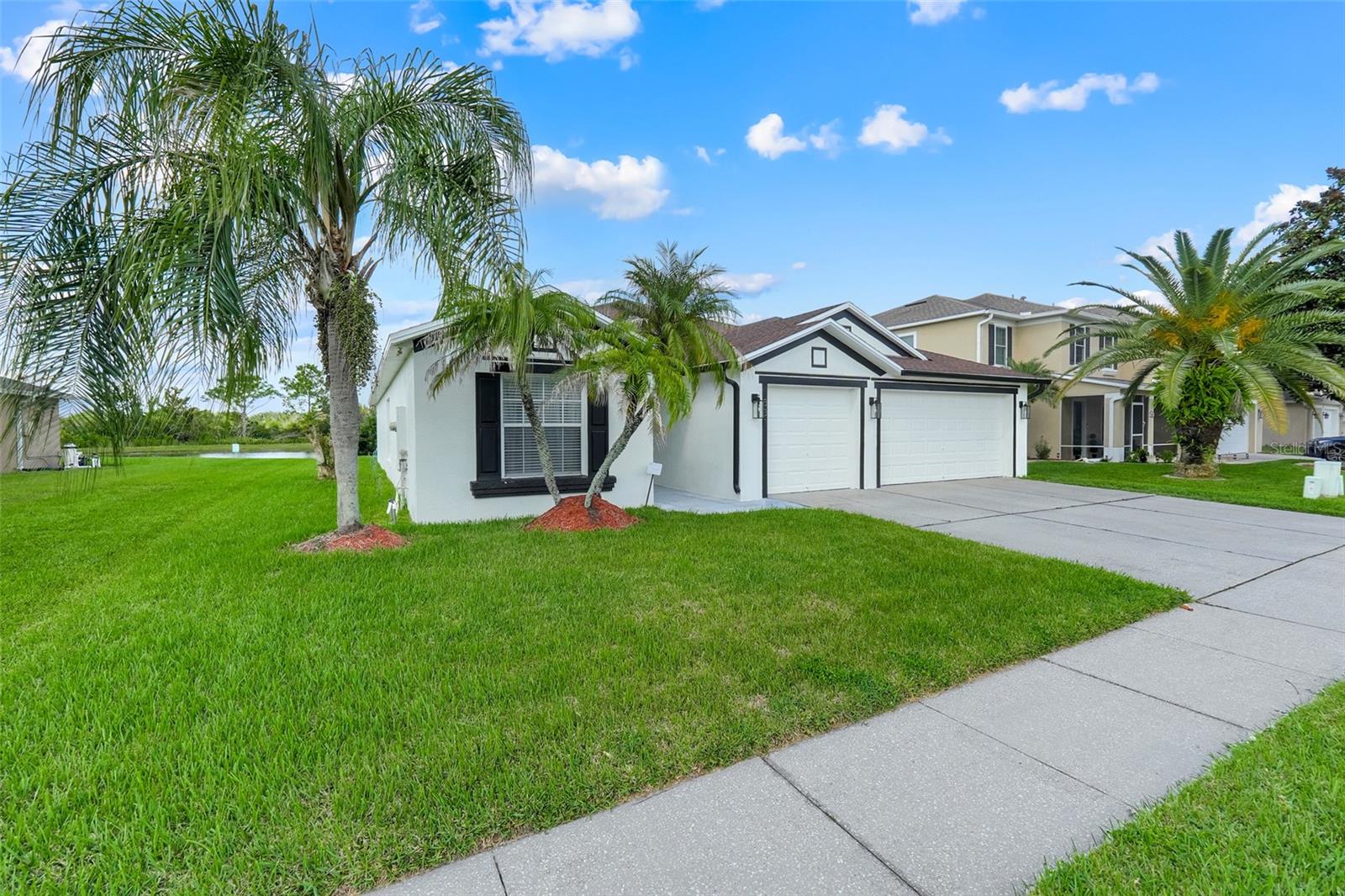 831 Belhaven Dr Property Photo 4