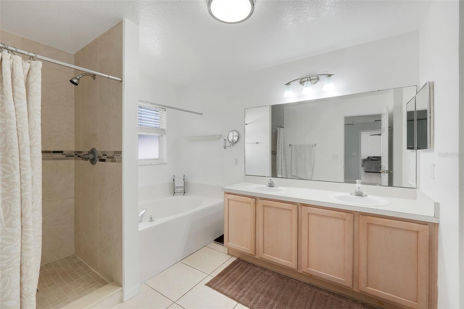 831 Belhaven Dr Property Photo 23