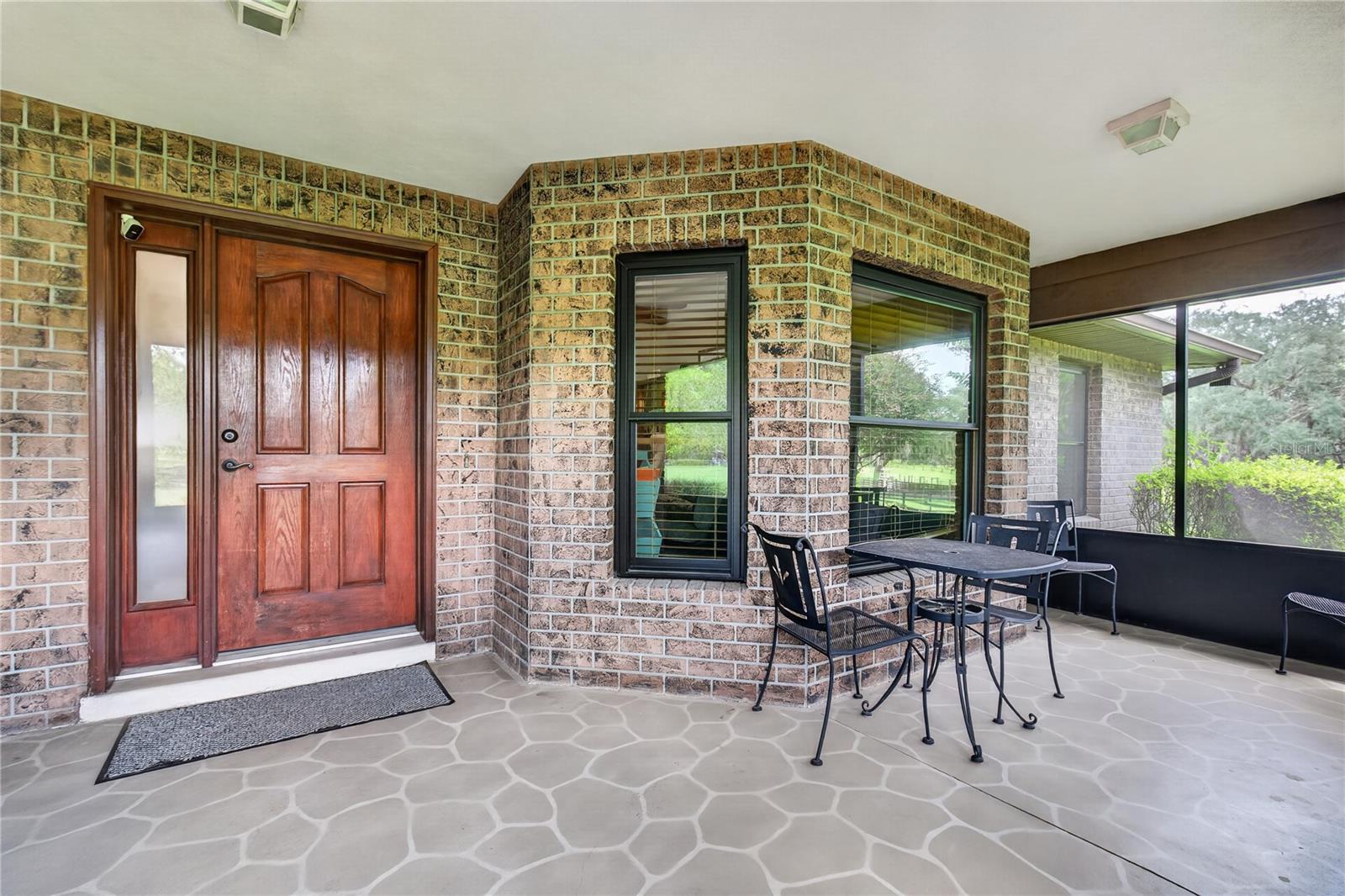 38224 Journey Ln Property Photo 5