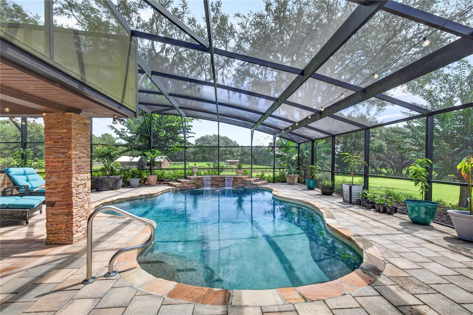 38224 Journey Ln Property Photo 10