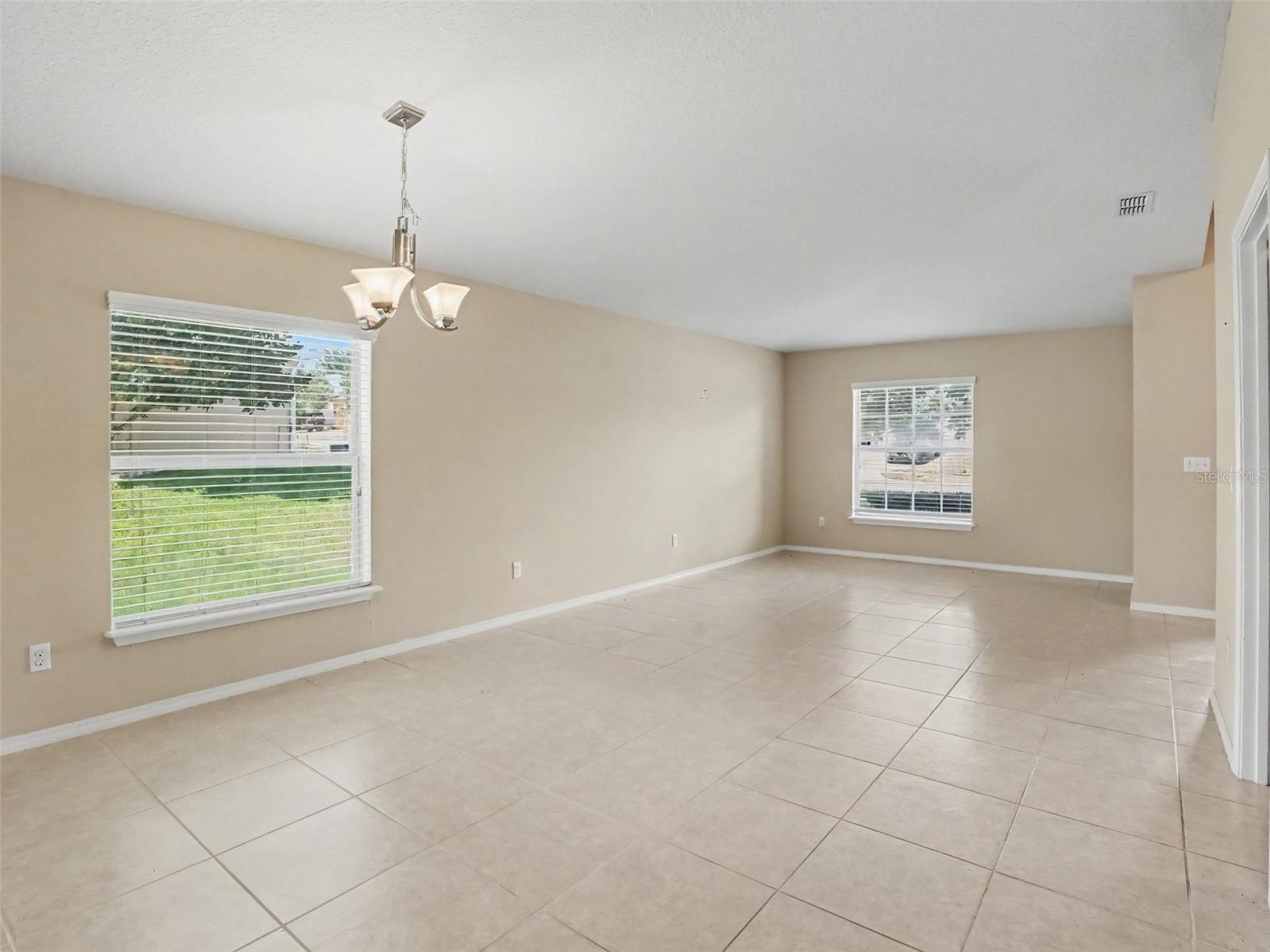 3067 Santa Marcos Dr Property Photo 5