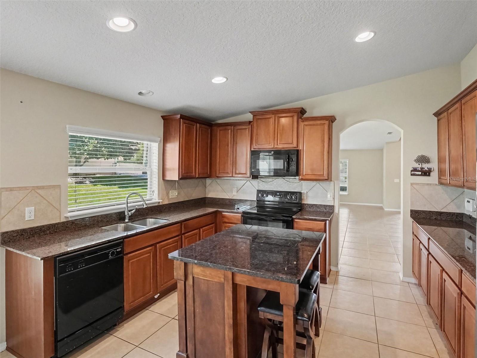 3067 Santa Marcos Dr Property Photo 8