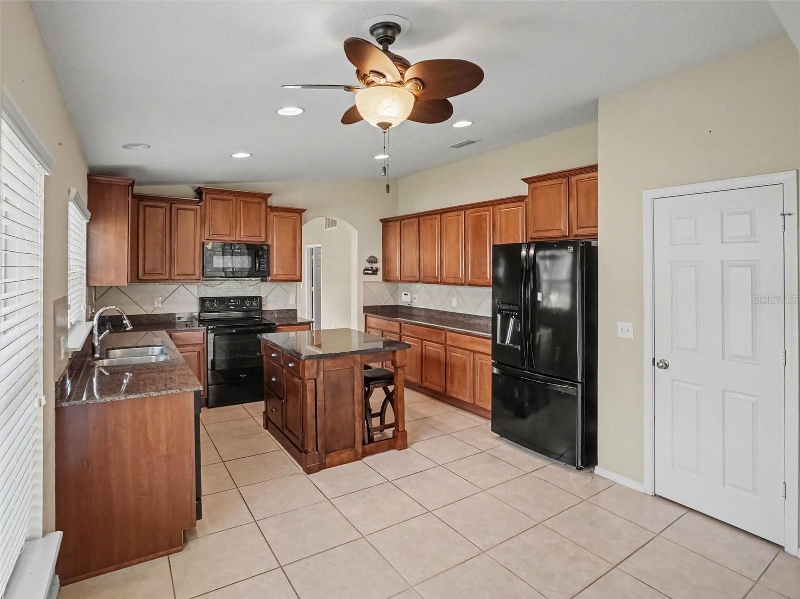 3067 Santa Marcos Dr Property Photo 10