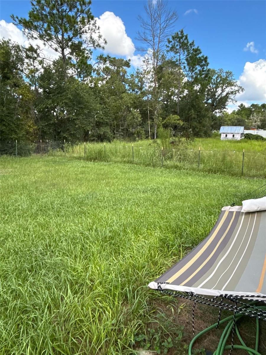 13 Locust Loop Property Photo 20