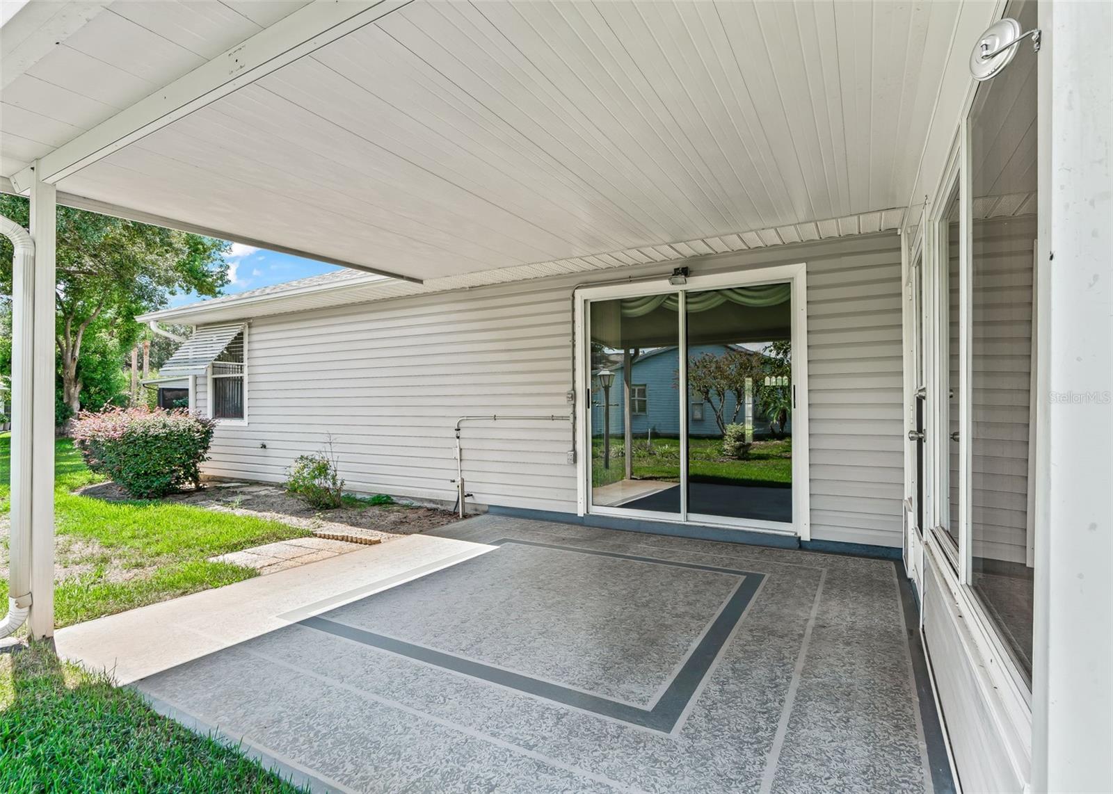 1032 Scotch Pine Ct Property Photo 32