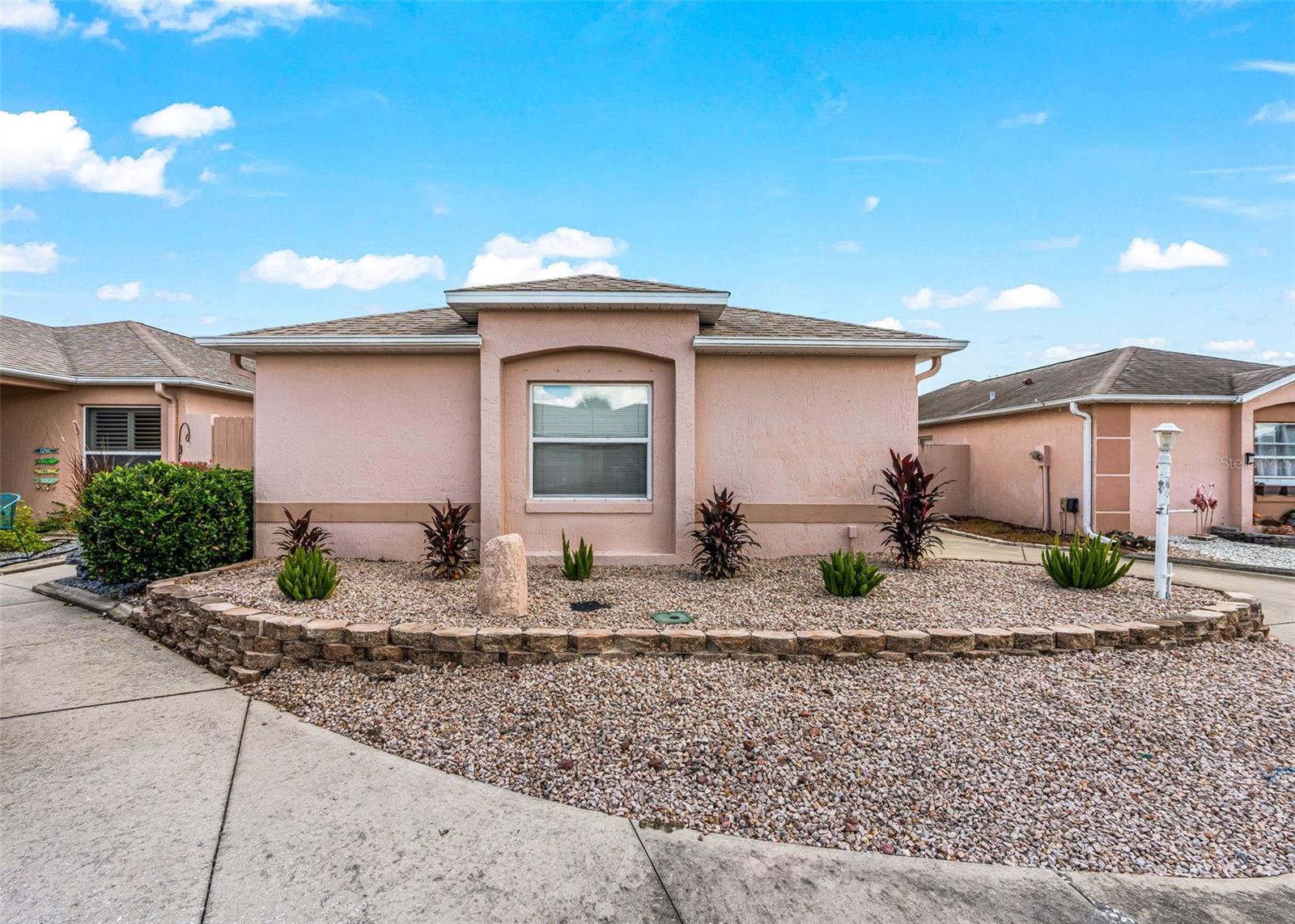 1624 Tampico Pl Property Photo 1