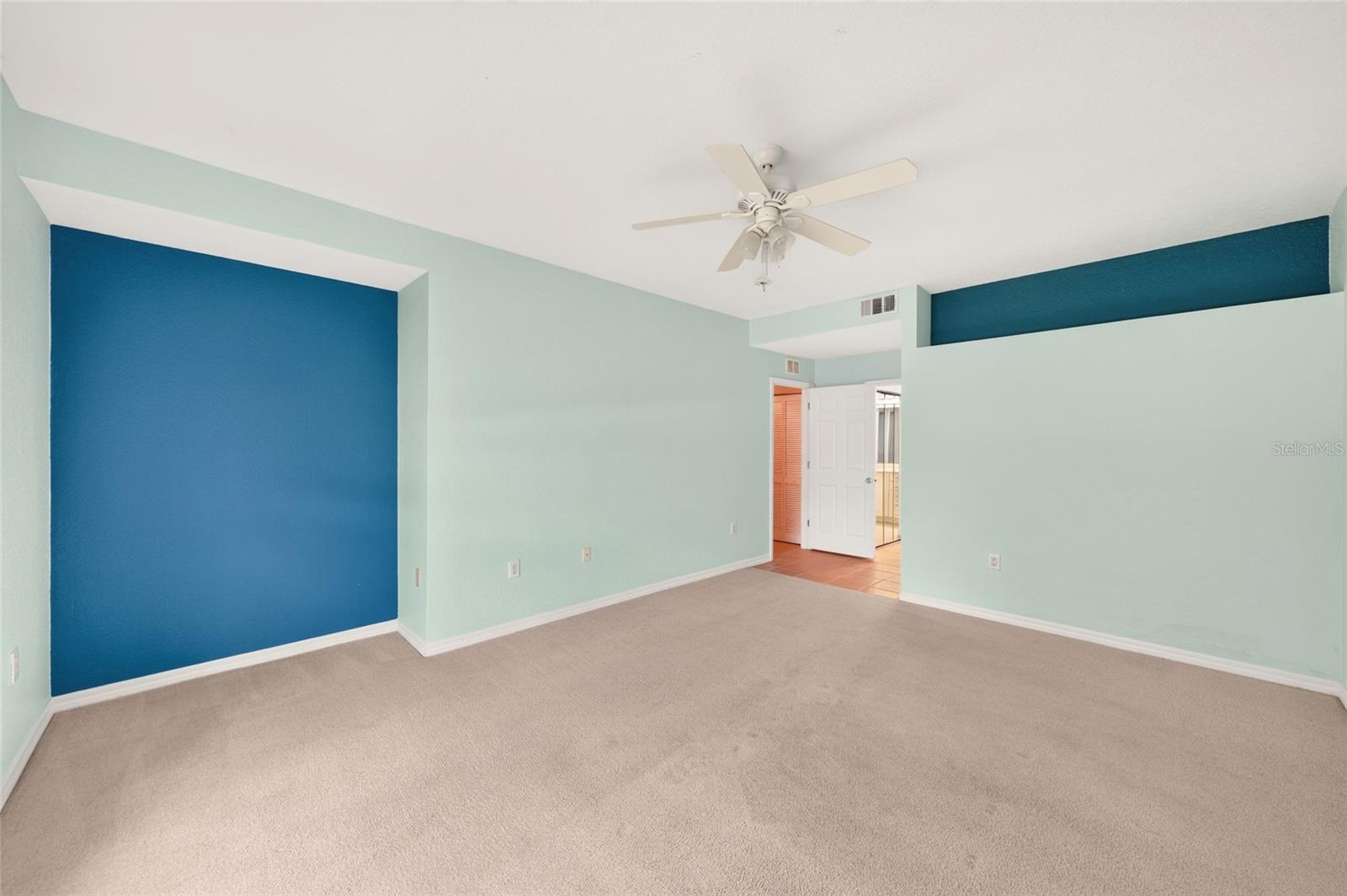 5310 Bowline Ct #1 Property Photo 17
