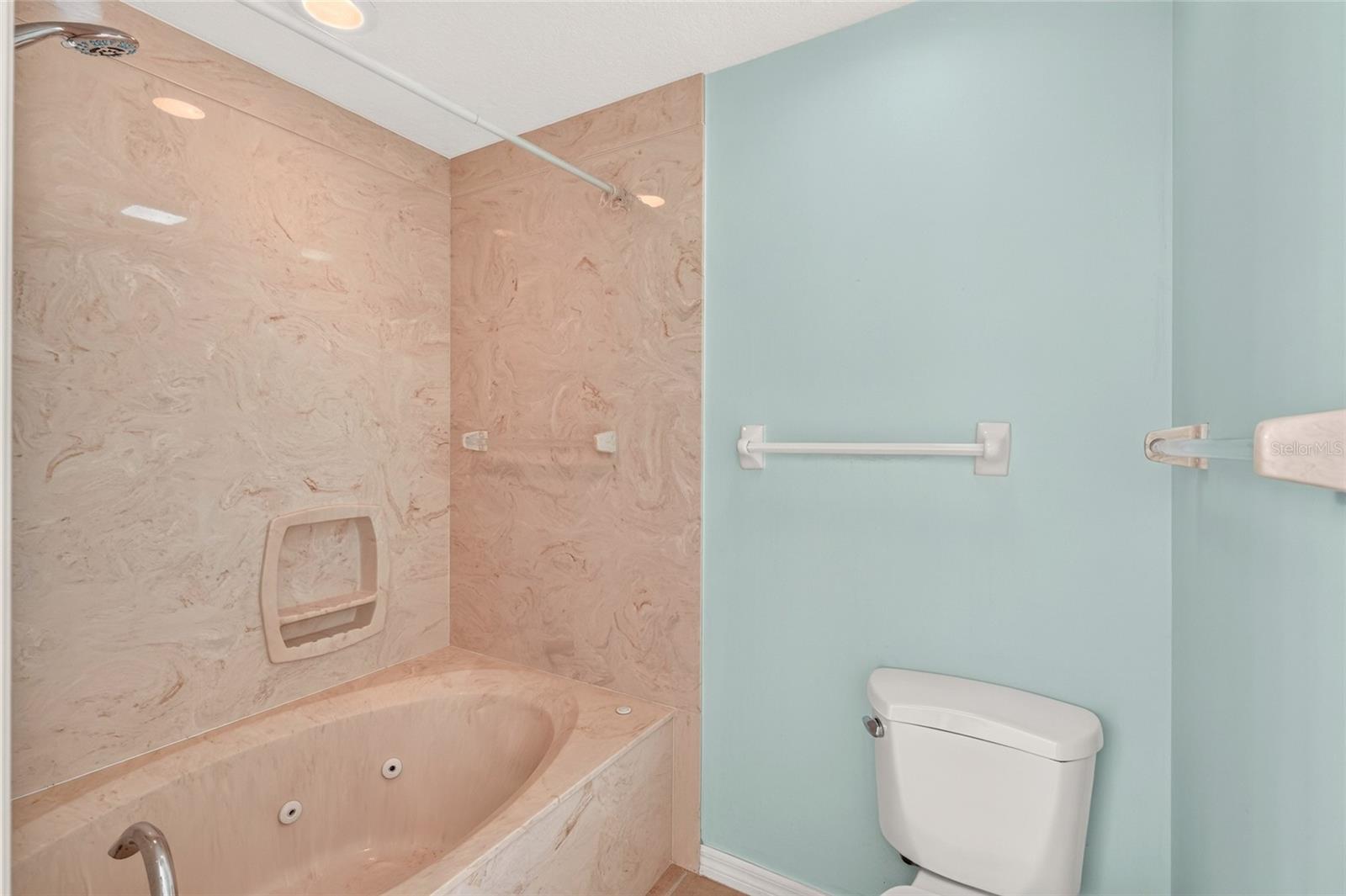 5310 Bowline Ct #1 Property Photo 22